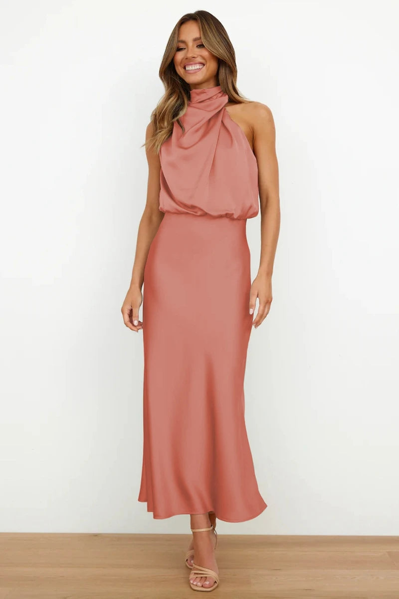 Elegancka sukienka maxi Allure