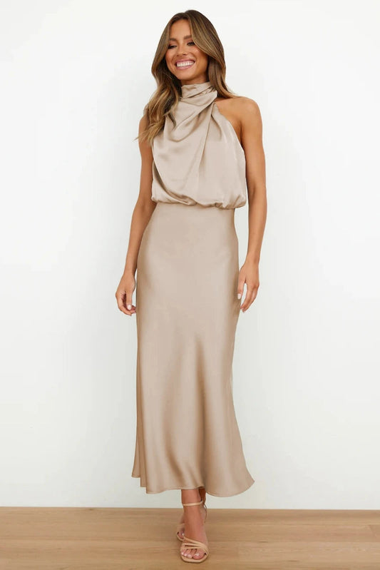 Elegancka sukienka maxi Allure